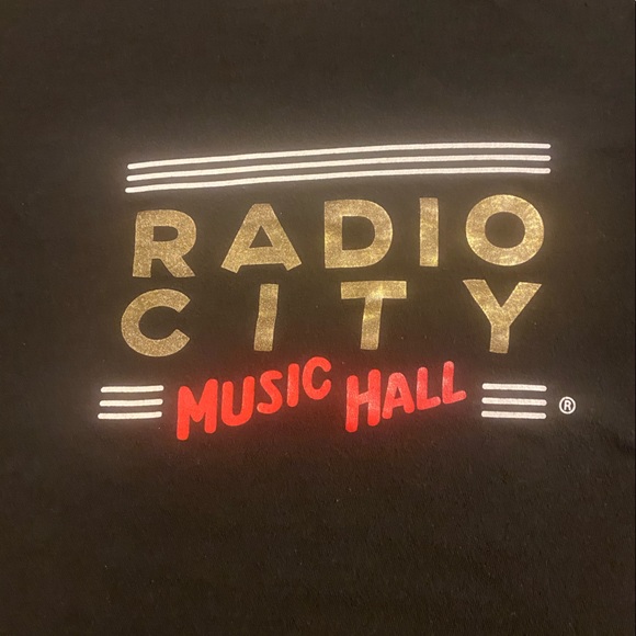 Radio City Music Hall T- Shirt Christmas Spectacular Size L Great Condit… - Picture 2 of 5